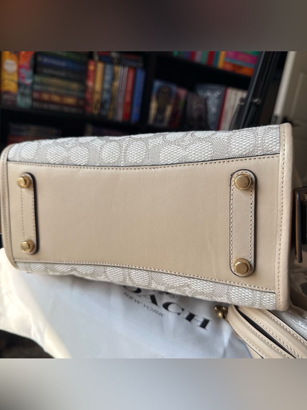 Coach Rogue 25 in Signature Canvas - Picture 3 of 9